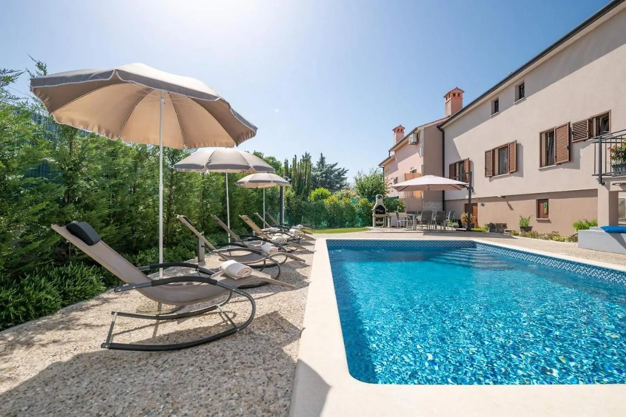 Holiday home Villa Giovanni Maria Vinez
