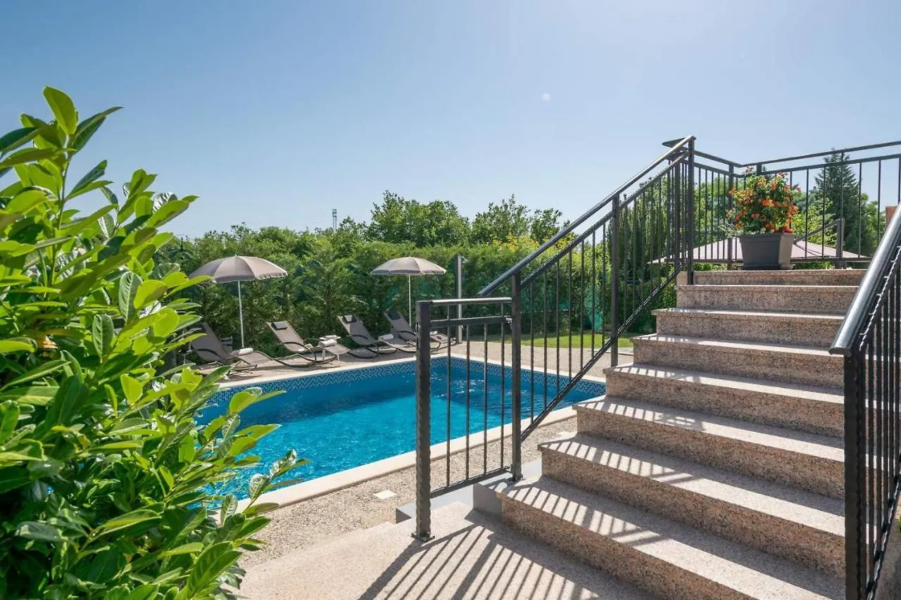 Holiday home Villa Giovanni Maria Vinez