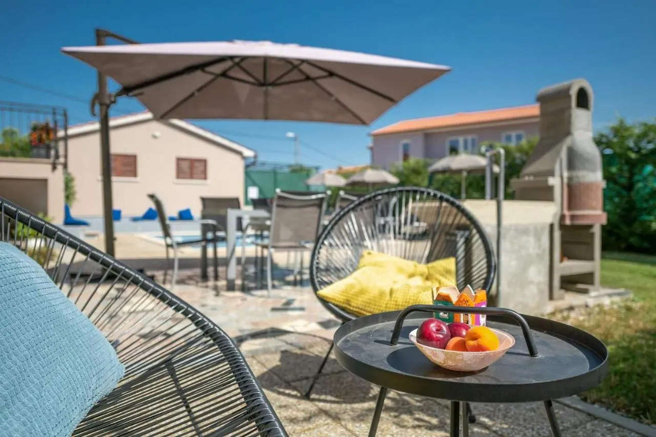 Villa Giovanni Maria Vinez Holiday home